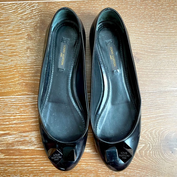 LOUIS VUITTON black flats size 38 - Picture 1 of 13